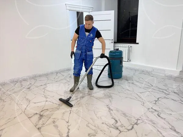 Название фото: Уборка после прорыва канализации и потопа