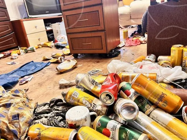 Название фото: Уборка запущенных квартир